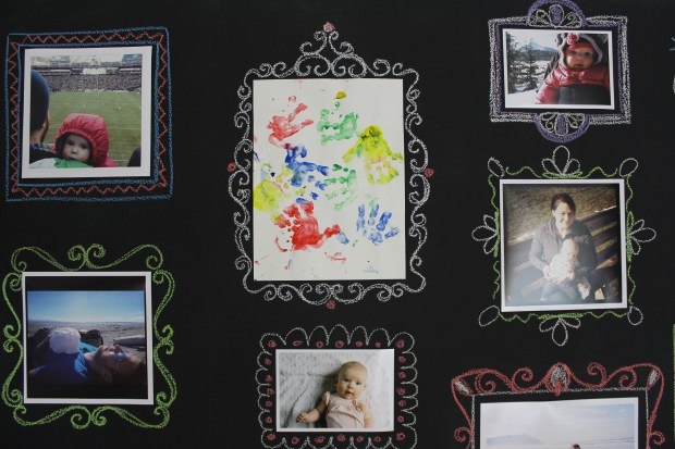 de | chalkboard gallery wall