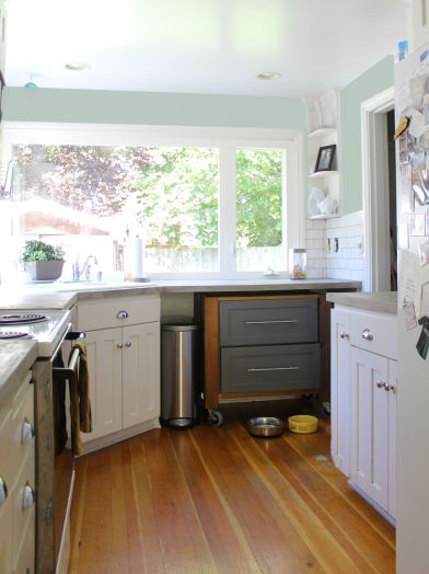 mist wall white lower