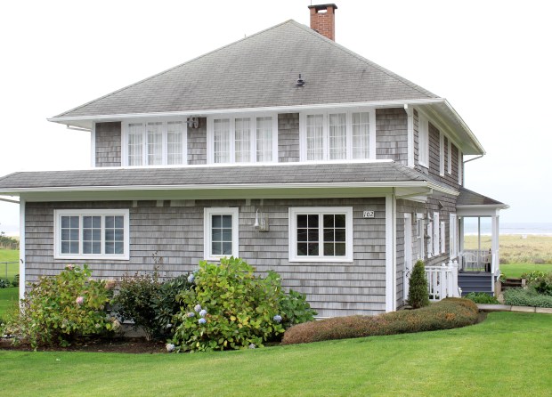 BetterRemade I Beach Houses